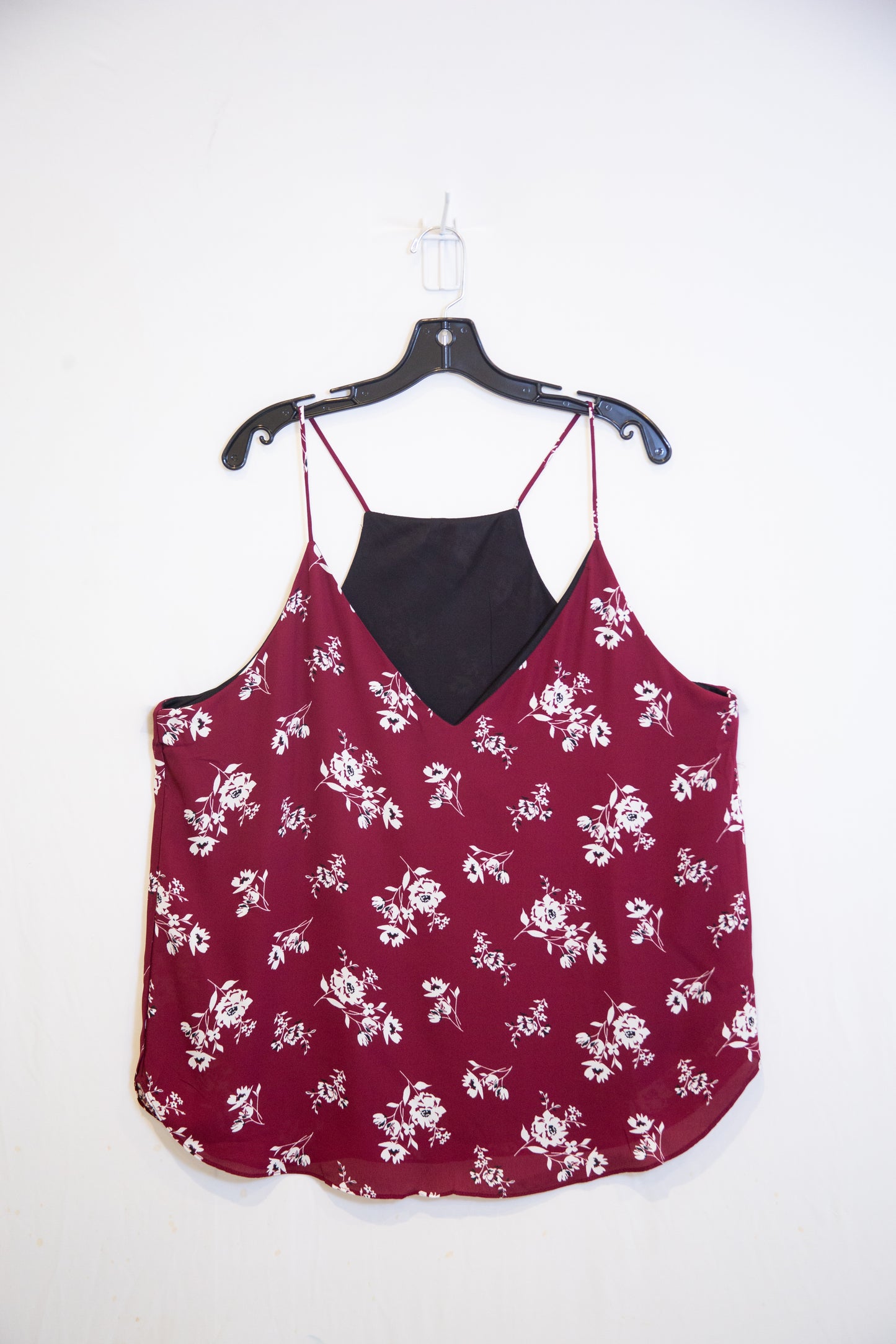 Blusa Roja Con Flores